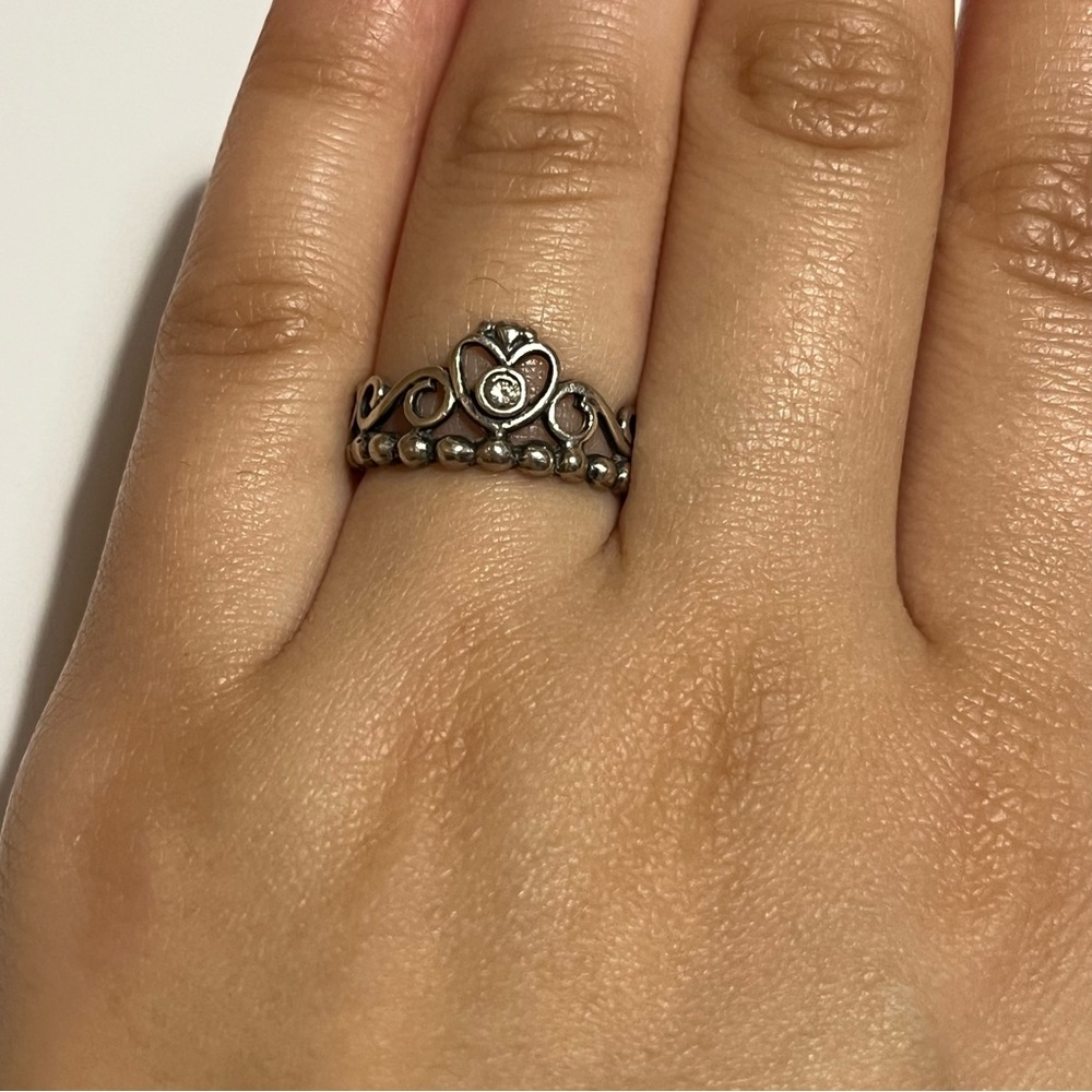 Princess Crown Ring! - Picture 2 of 7